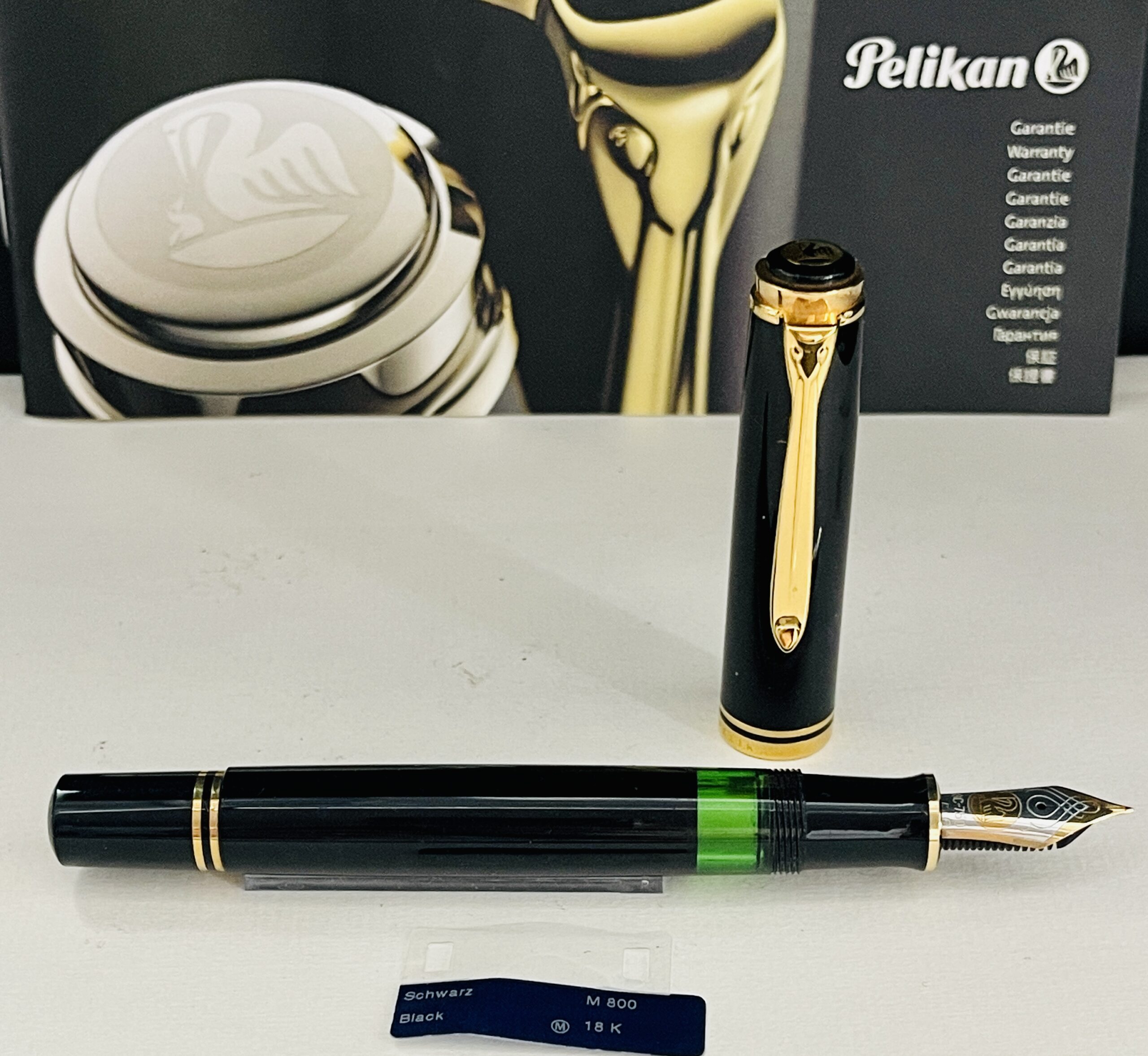 Pelikan Souveràn Penna Stilografica Nera M800 Finiture Oro - Le Penne di  Nello